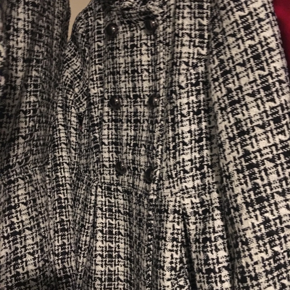 New jacket - Picture 3 of 5